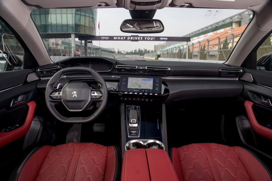 Торпедо Peugeot 508L GT 2018 года  (CN) (фото 16 из 40)